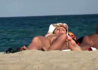 Katy perry nude beach